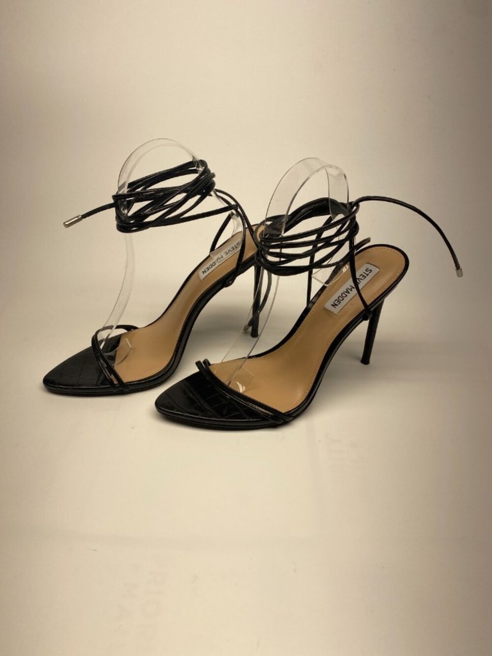 Steve Madden Womens Flamin Strap Black Croc High Heel Sz 8.5